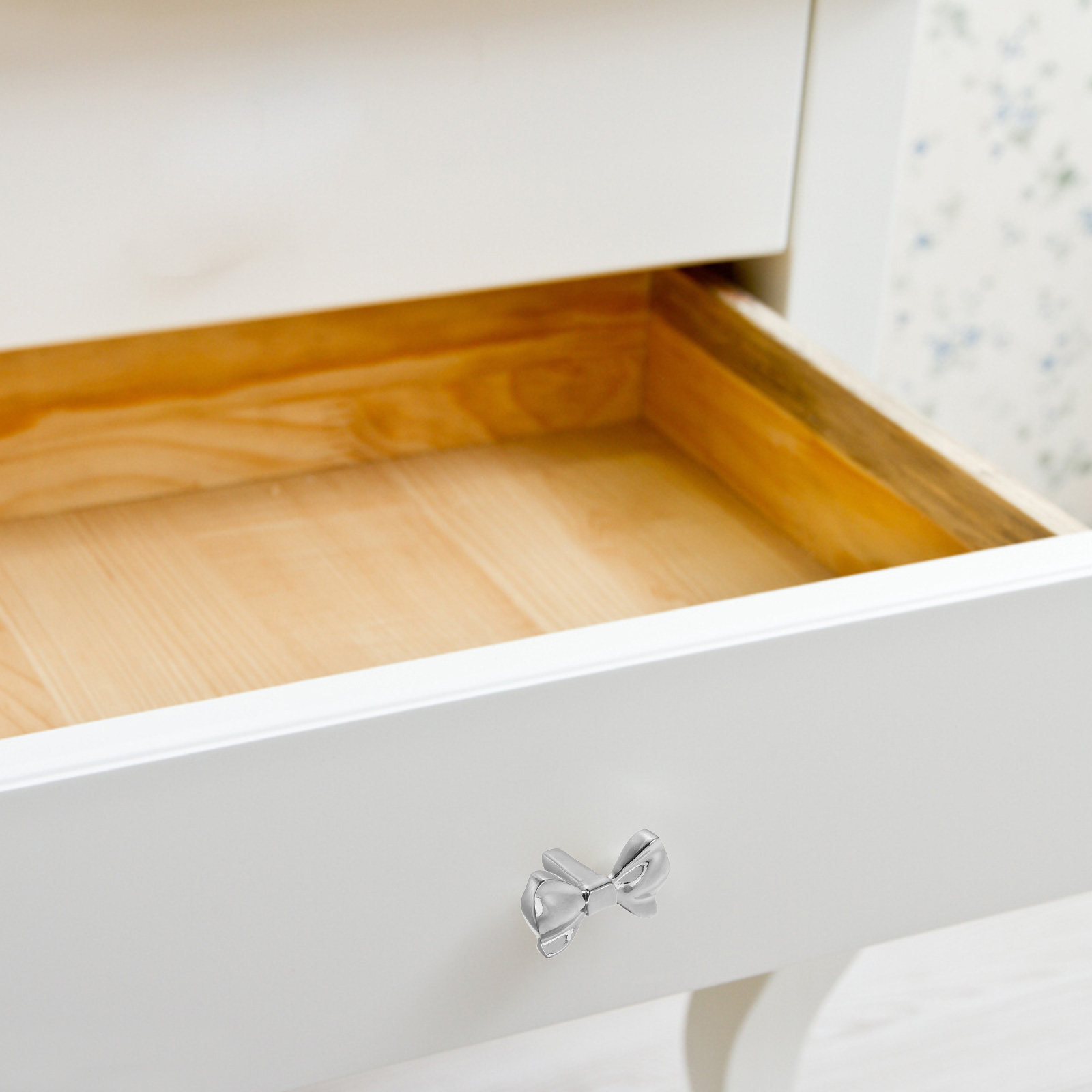 Unique Furniture Hardware Pulls - Elegant Bowknot Knob Decorative Drawer Pull