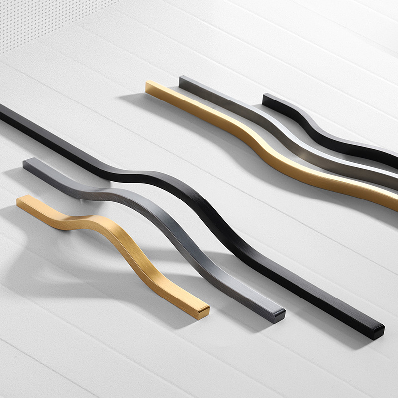 Electroplated Brushed Gold Cab - Drawer Pull Gold recension och pris